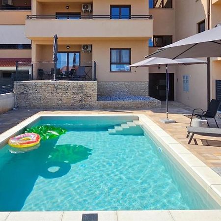 Apartment Bluemare B3 With Shared Pool Ližnjan Eksteriør bilde